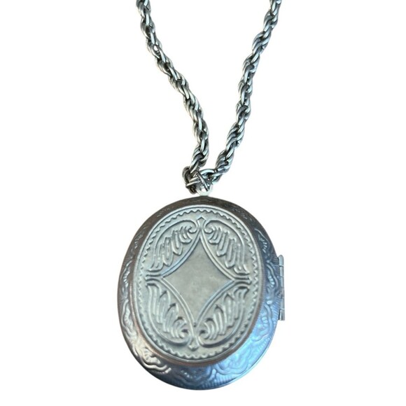 Hilde & Jo Opalite Bird Chunky Locket Silver Tone 18" - Picture 3 of 4